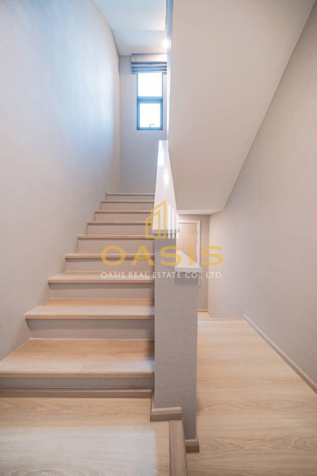 Nirvana DEFINE Krungthep Kreetha modern luxury living for rent