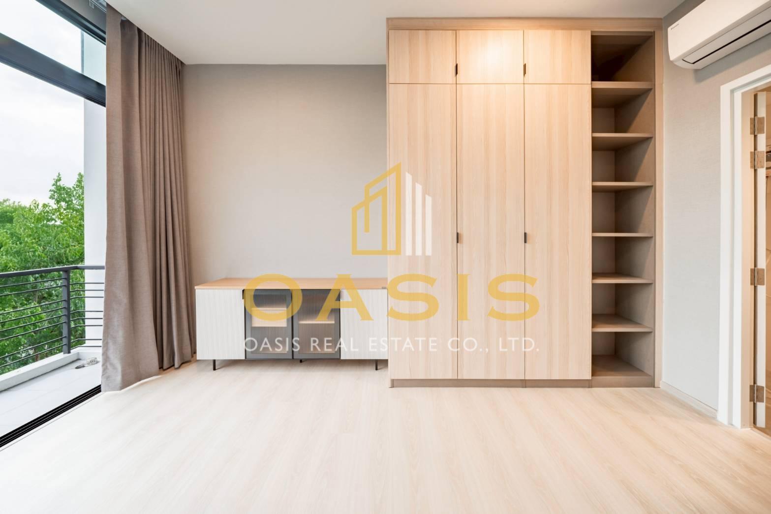 Nirvana DEFINE Krungthep Kreetha modern luxury living for rent