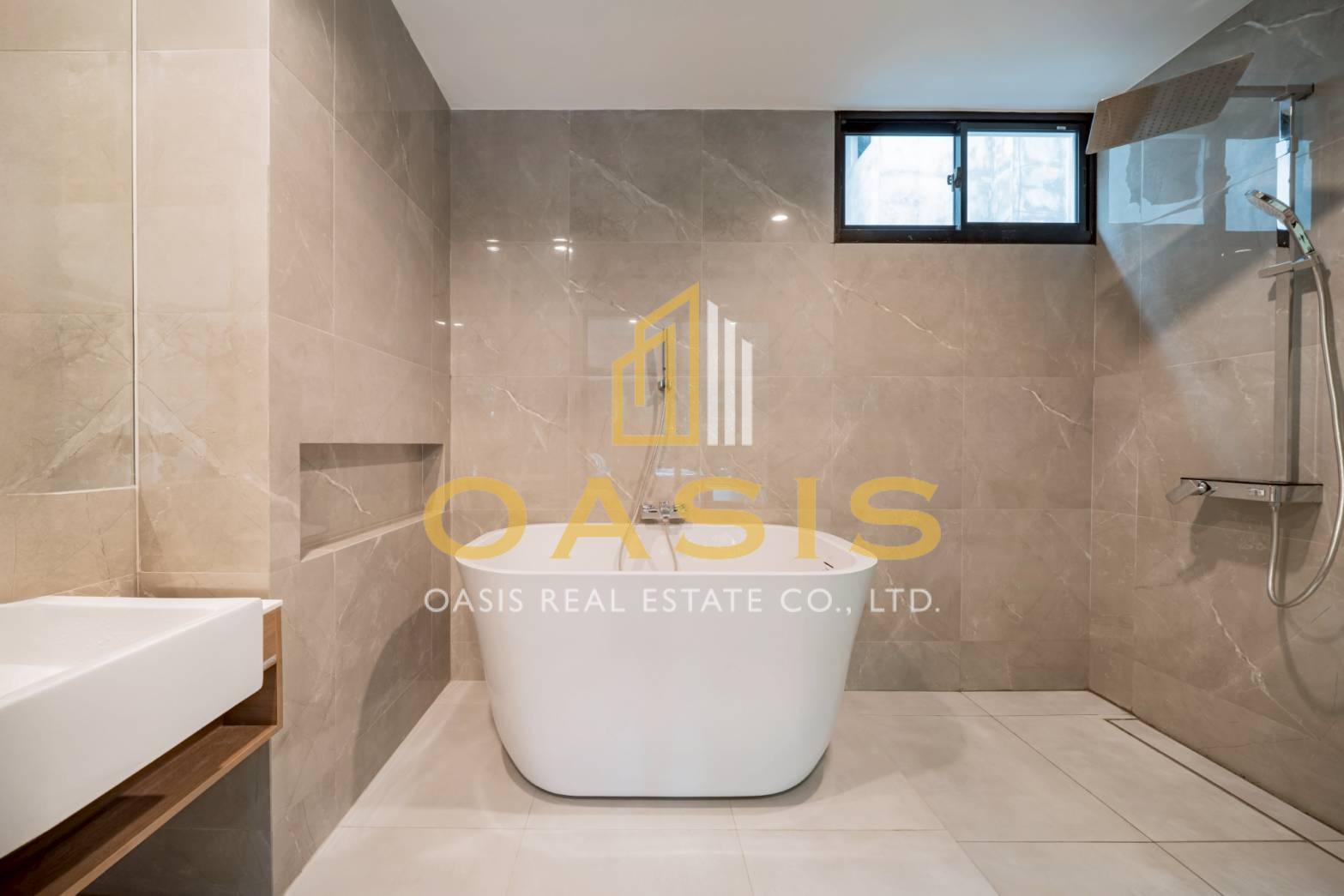 Nirvana DEFINE Krungthep Kreetha modern luxury living for rent