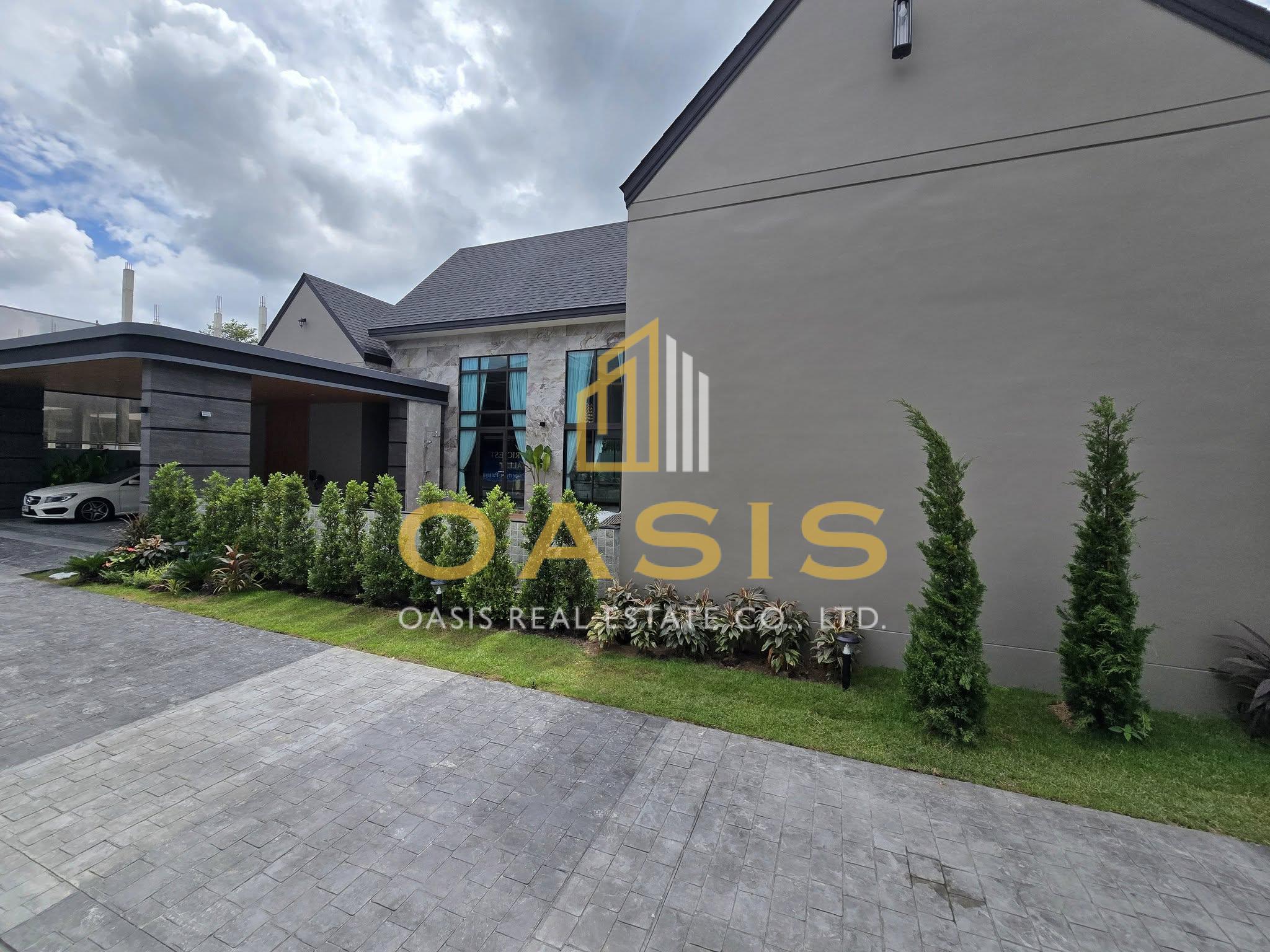 Luxury Pool Villa for Sale near Siam Country Club Pattaya