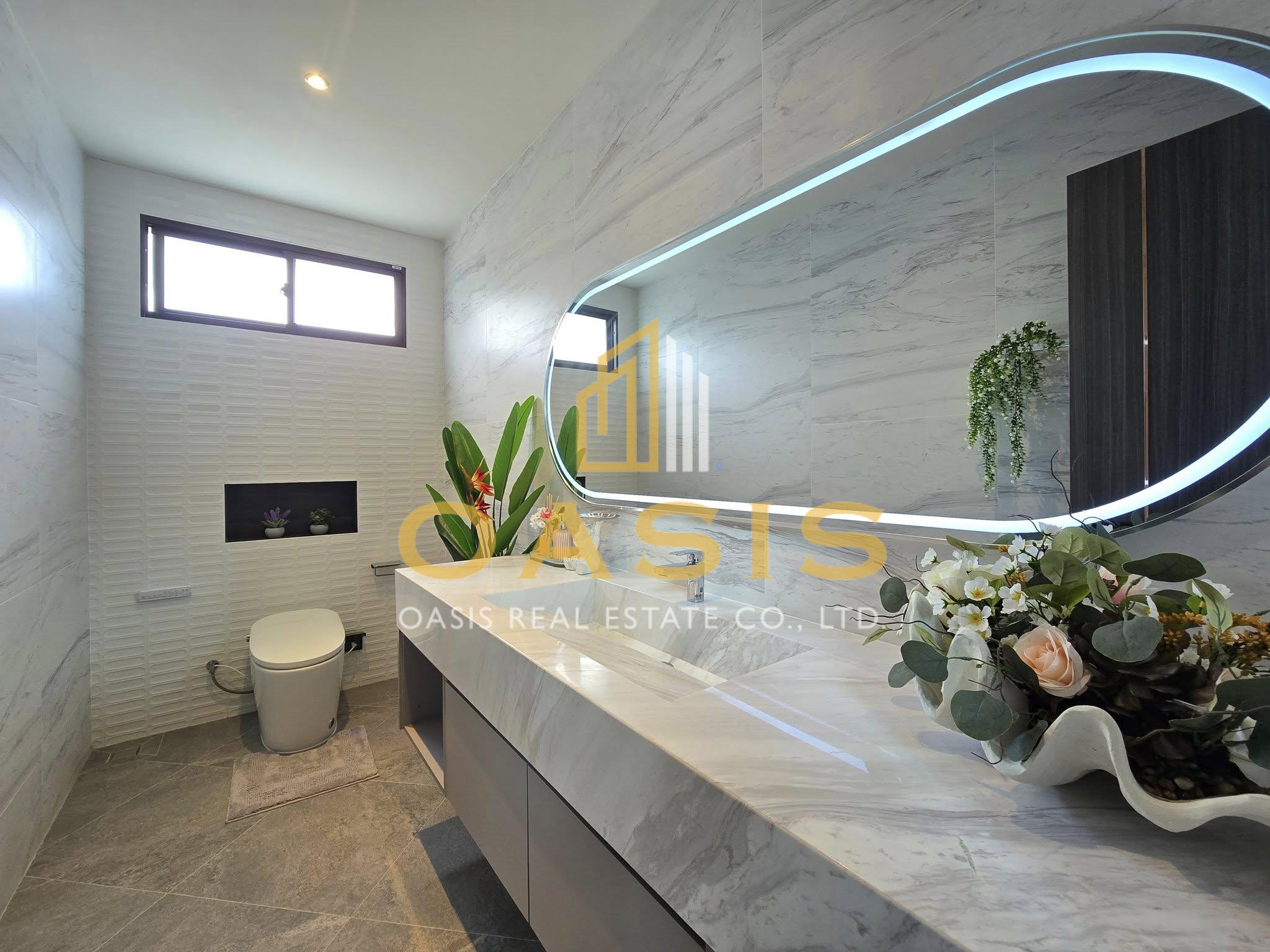 Luxury Pool Villa for Sale near Siam Country Club Pattaya