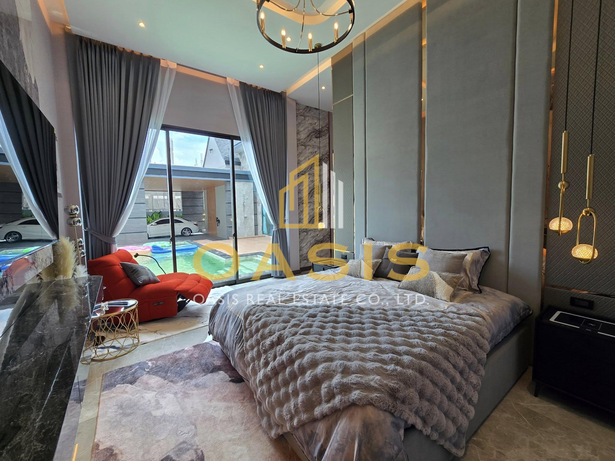 Luxury Pool Villa for Sale near Siam Country Club Pattaya