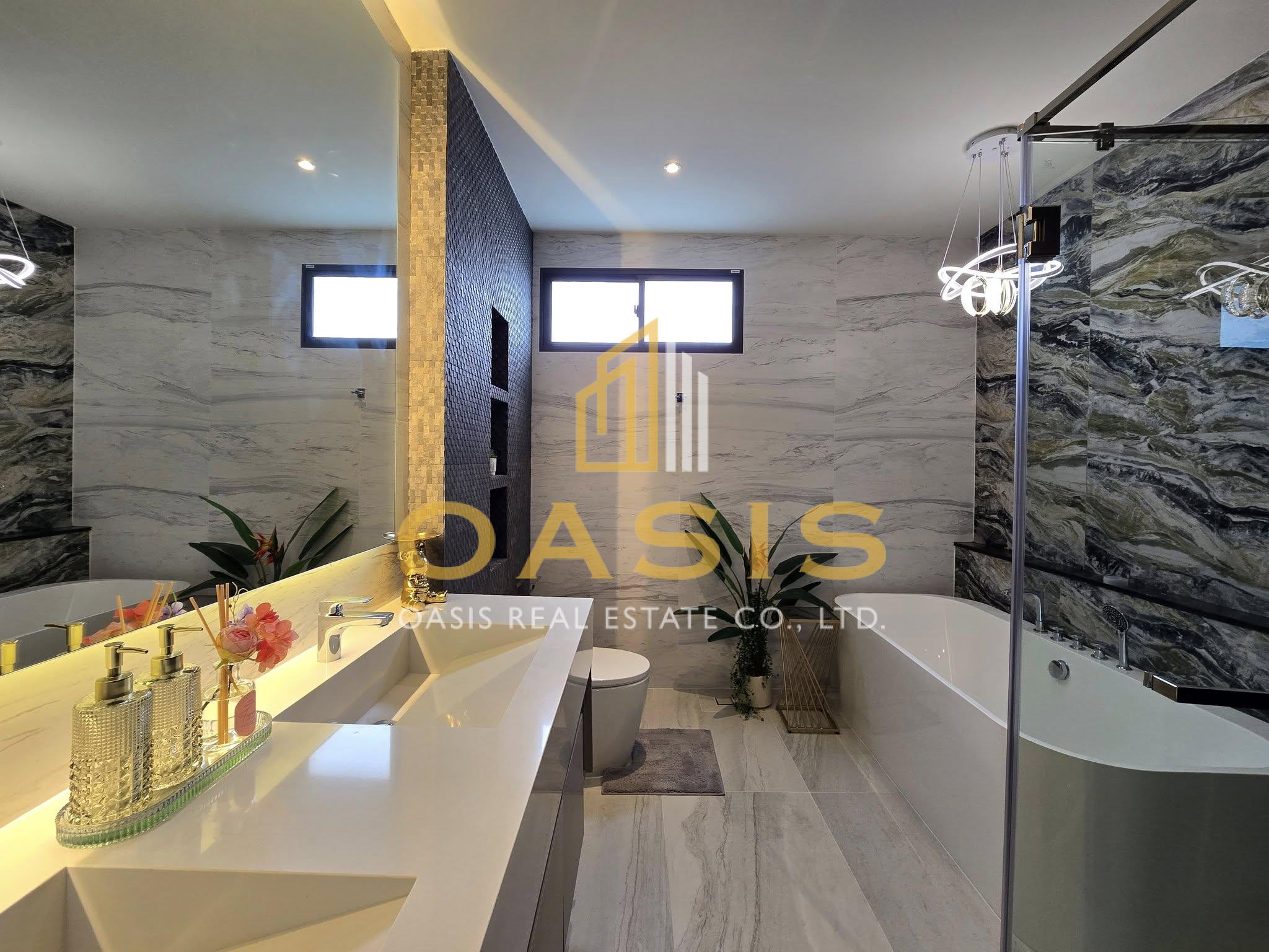 Luxury Pool Villa for Sale near Siam Country Club Pattaya