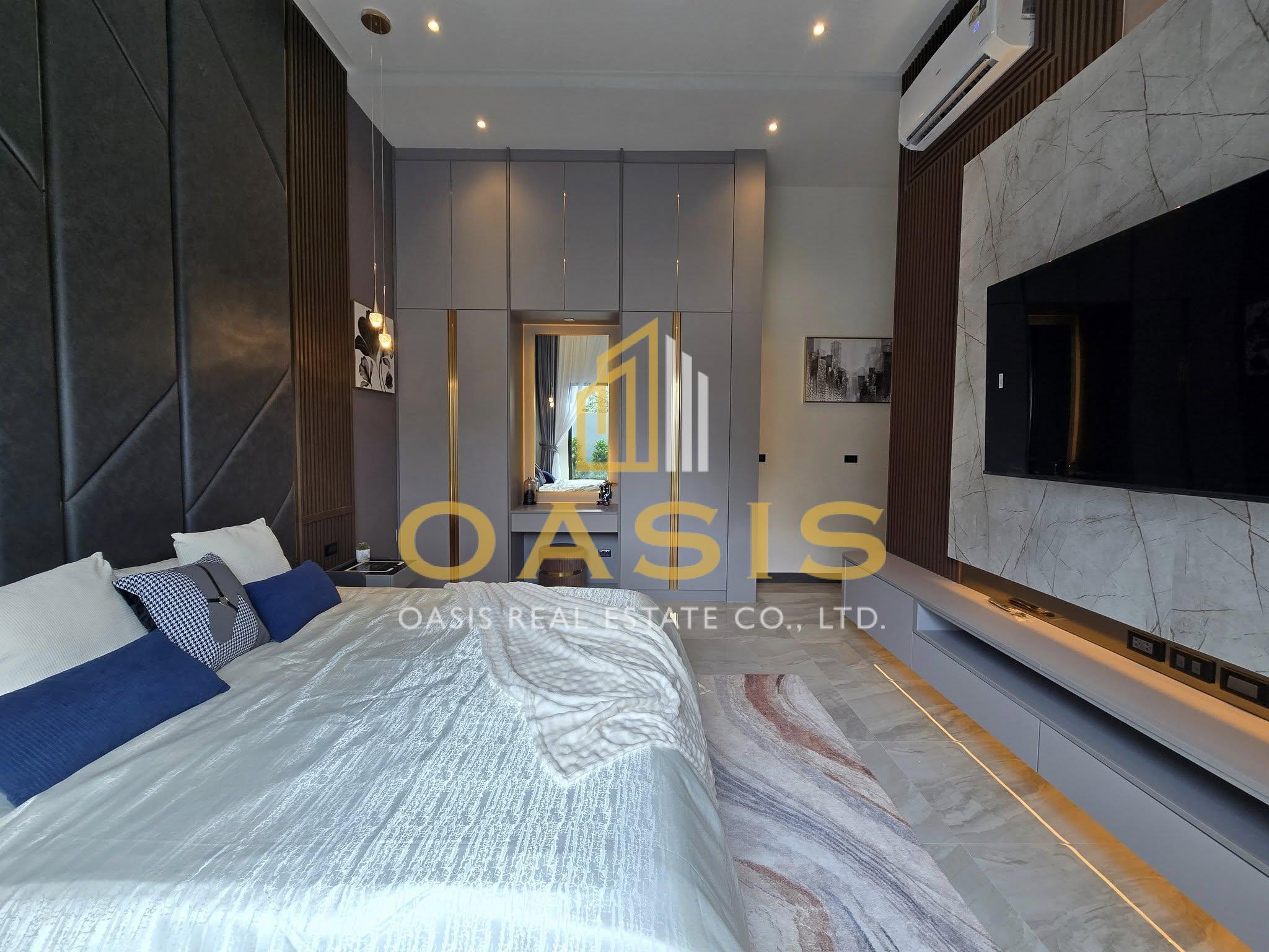 Luxury Pool Villa for Sale near Siam Country Club Pattaya