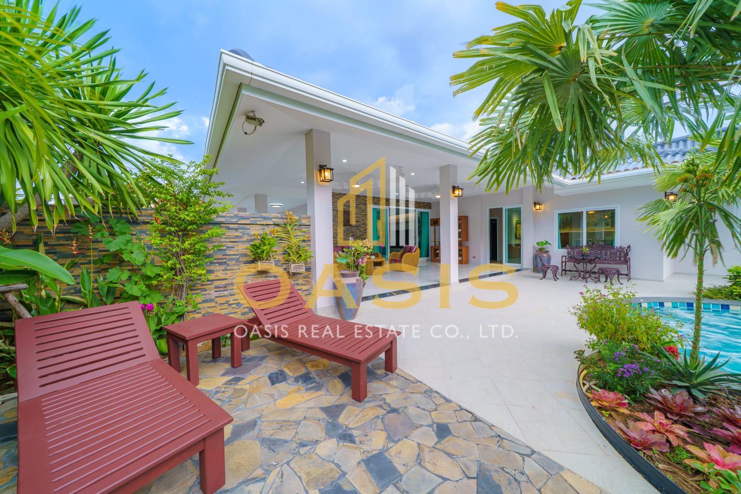 Exquisite Luxury Pool Villa for Sale  Na Kluea Pattaya