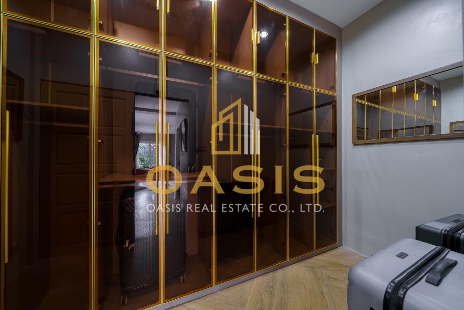 Exquisite Luxury Pool Villa for Sale  Na Kluea Pattaya