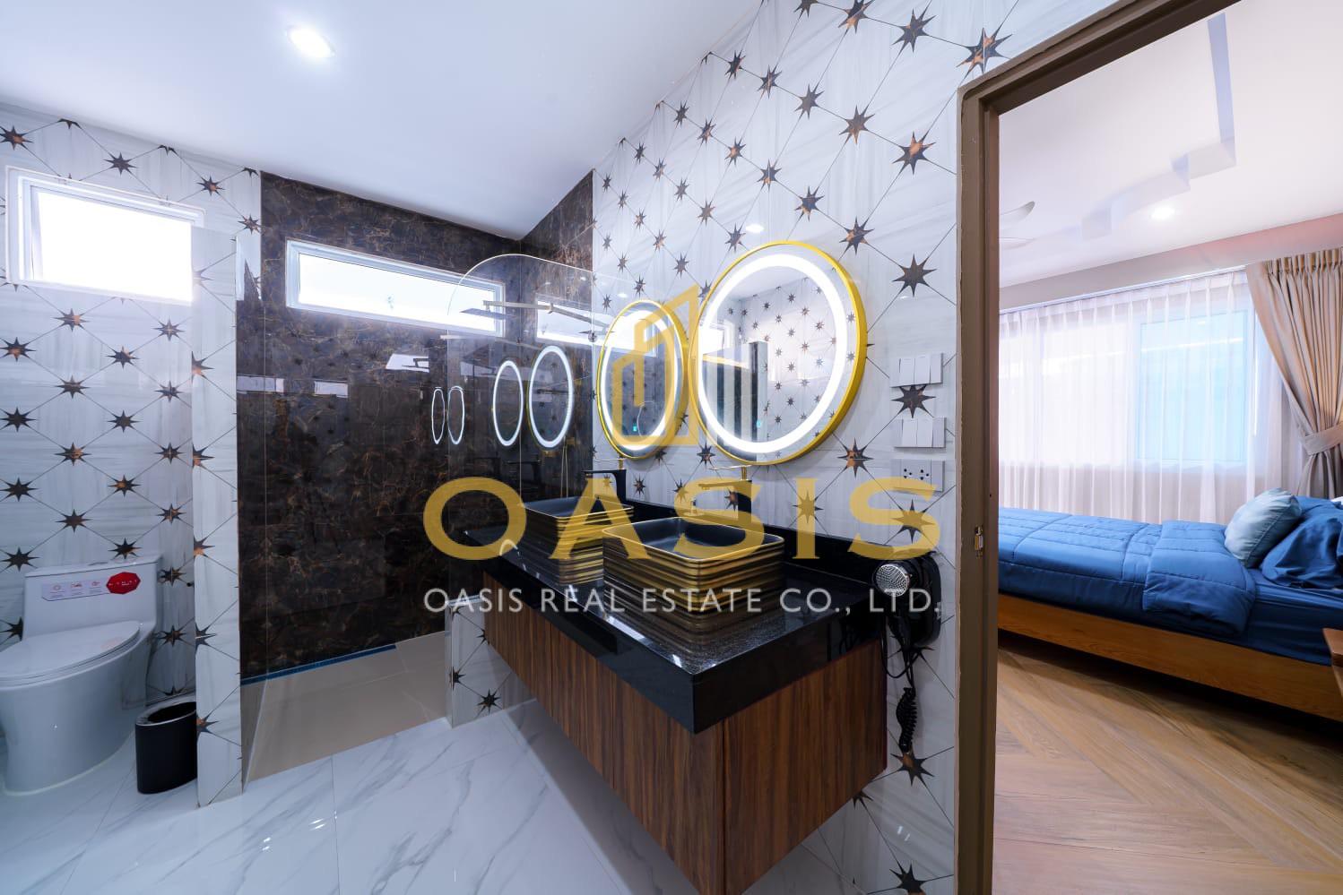 Exquisite Luxury Pool Villa for Sale  Na Kluea Pattaya