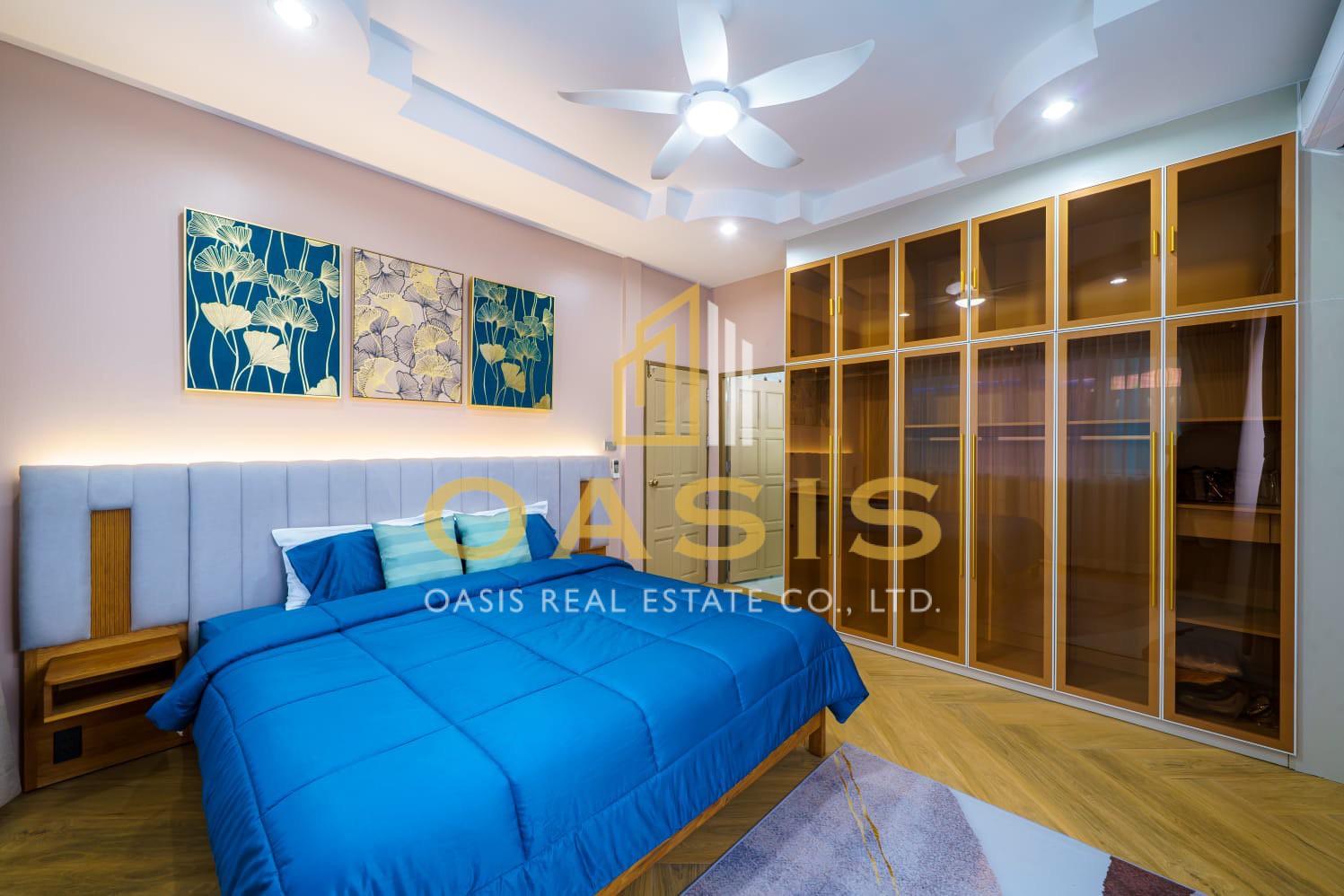 Exquisite Luxury Pool Villa for Sale  Na Kluea Pattaya