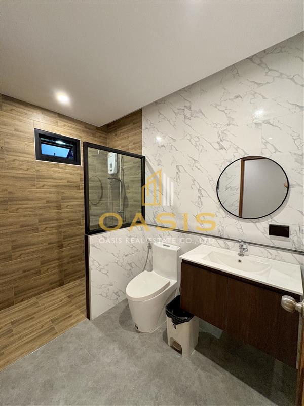 Spacious 3-Bedroom Family Home for rent