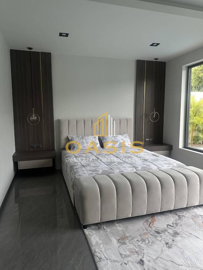 Luxury Designer Home for Sale near Mabprachan Lake