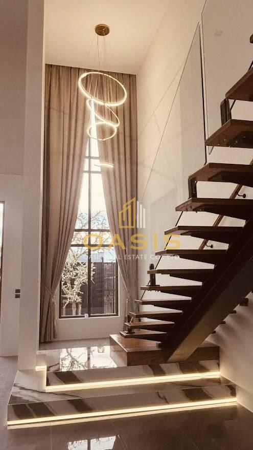 Luxury Designer Home for Sale near Mabprachan Lake