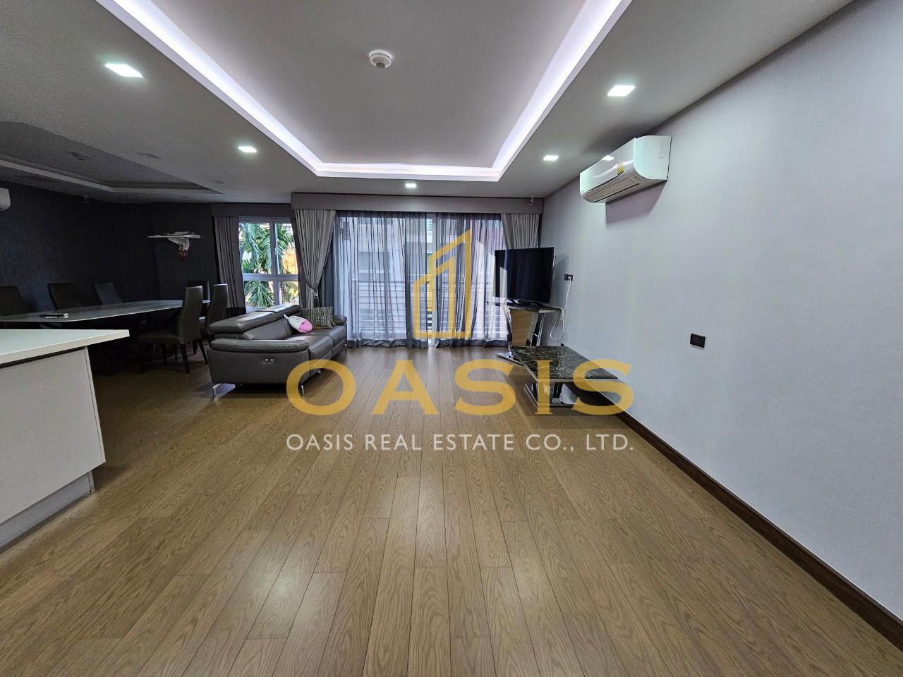 Avenue 61 Condominium for rent