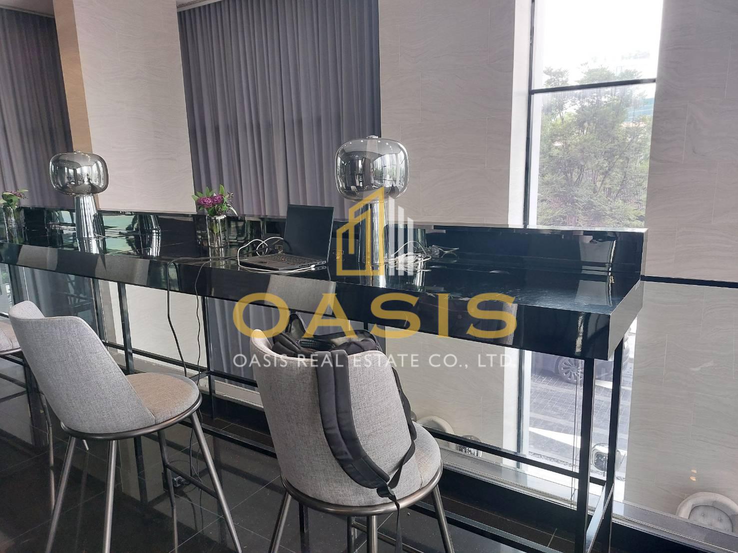 Knightsbridge Space Ratchayothin for sale