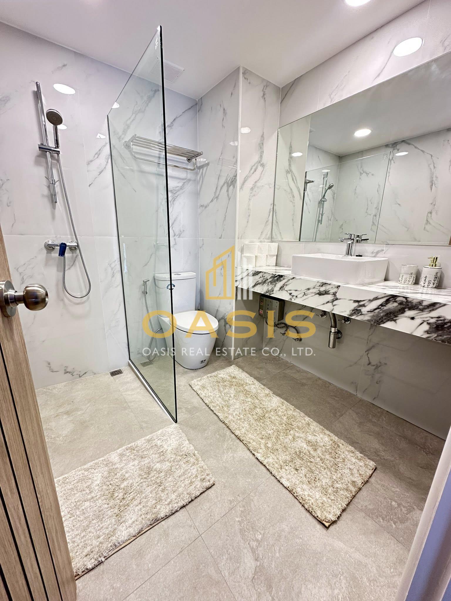 Diana Estate Condominium For rent