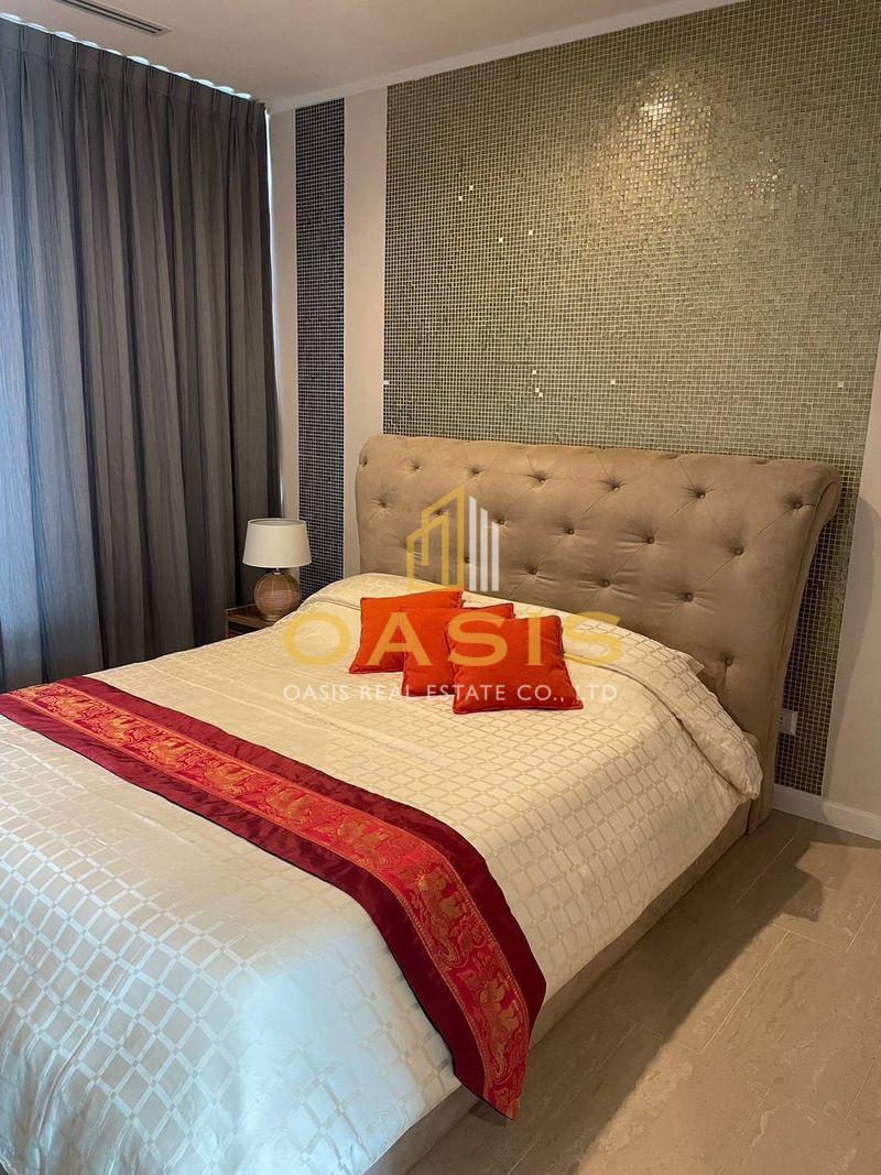 North Point Wongamat Beach Exceptional Duplex for Sale