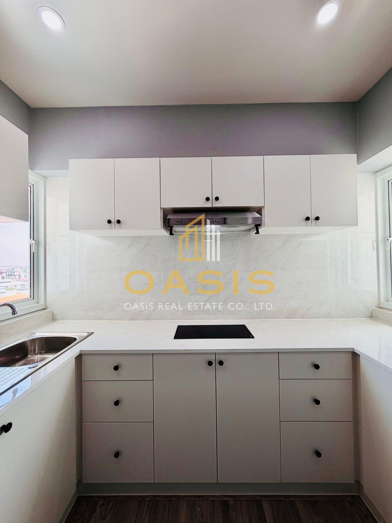 Thepprasit Condo for sale