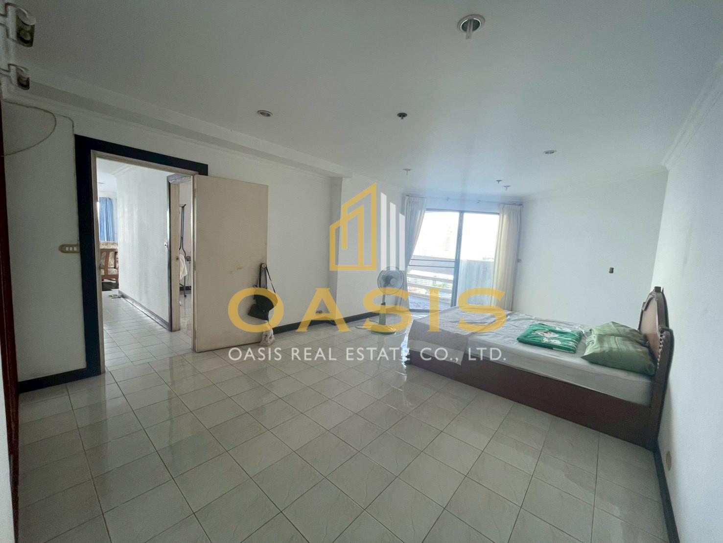 Jomtien Beach Paradise Condo Sea View Unit for Sale