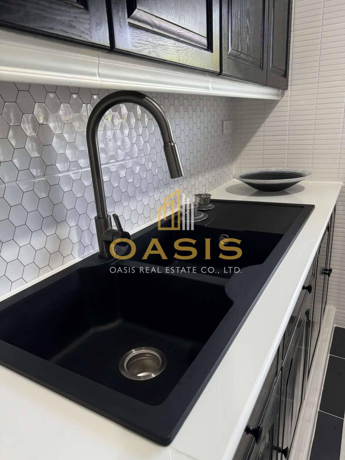 Pattaya Park Hill pool villa for sale