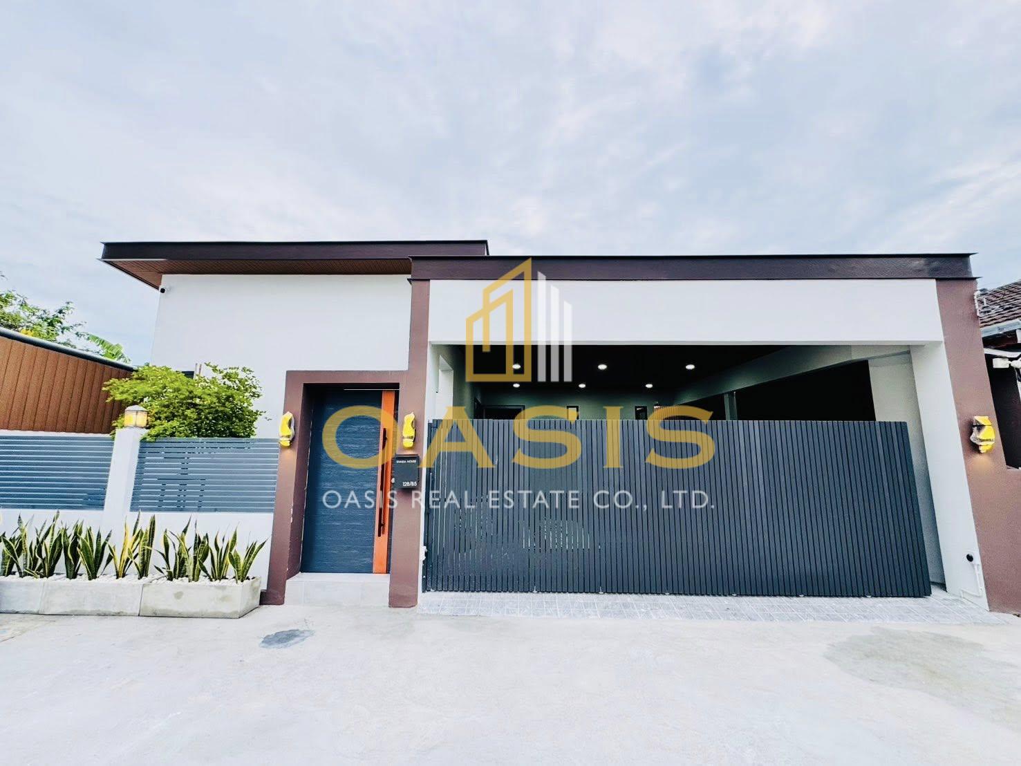 Modern Style Single House Pool Villa for Sale in Central Pattaya