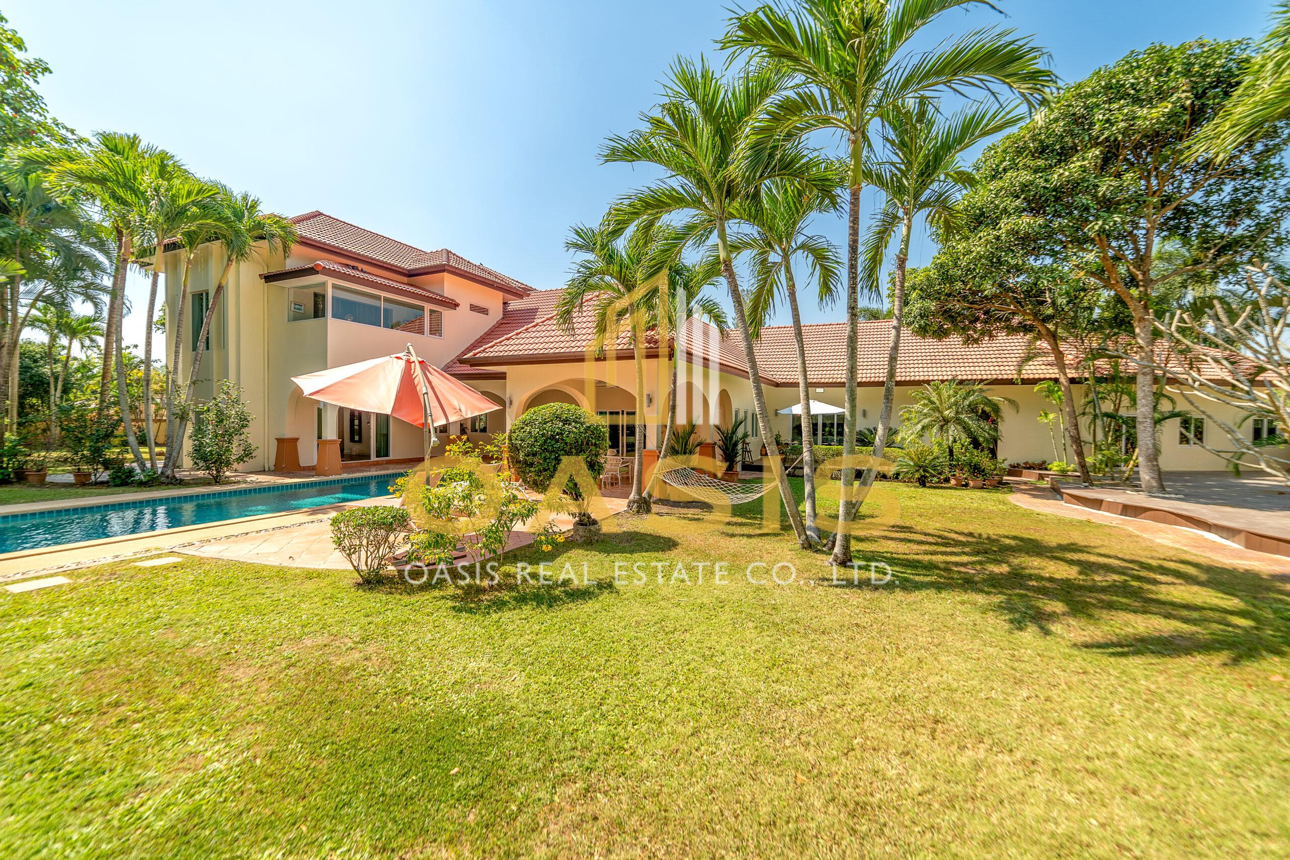 Elegant Luxury Pool Villa for Sale