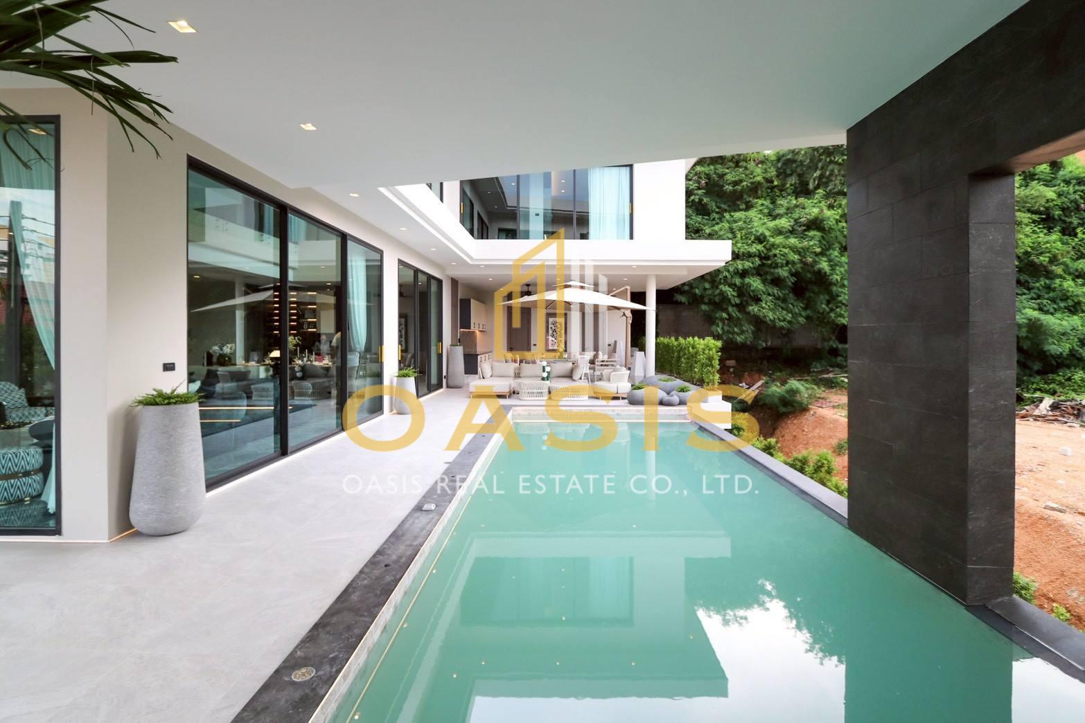 Exquisite 3-Storey Luxury Villa for sale