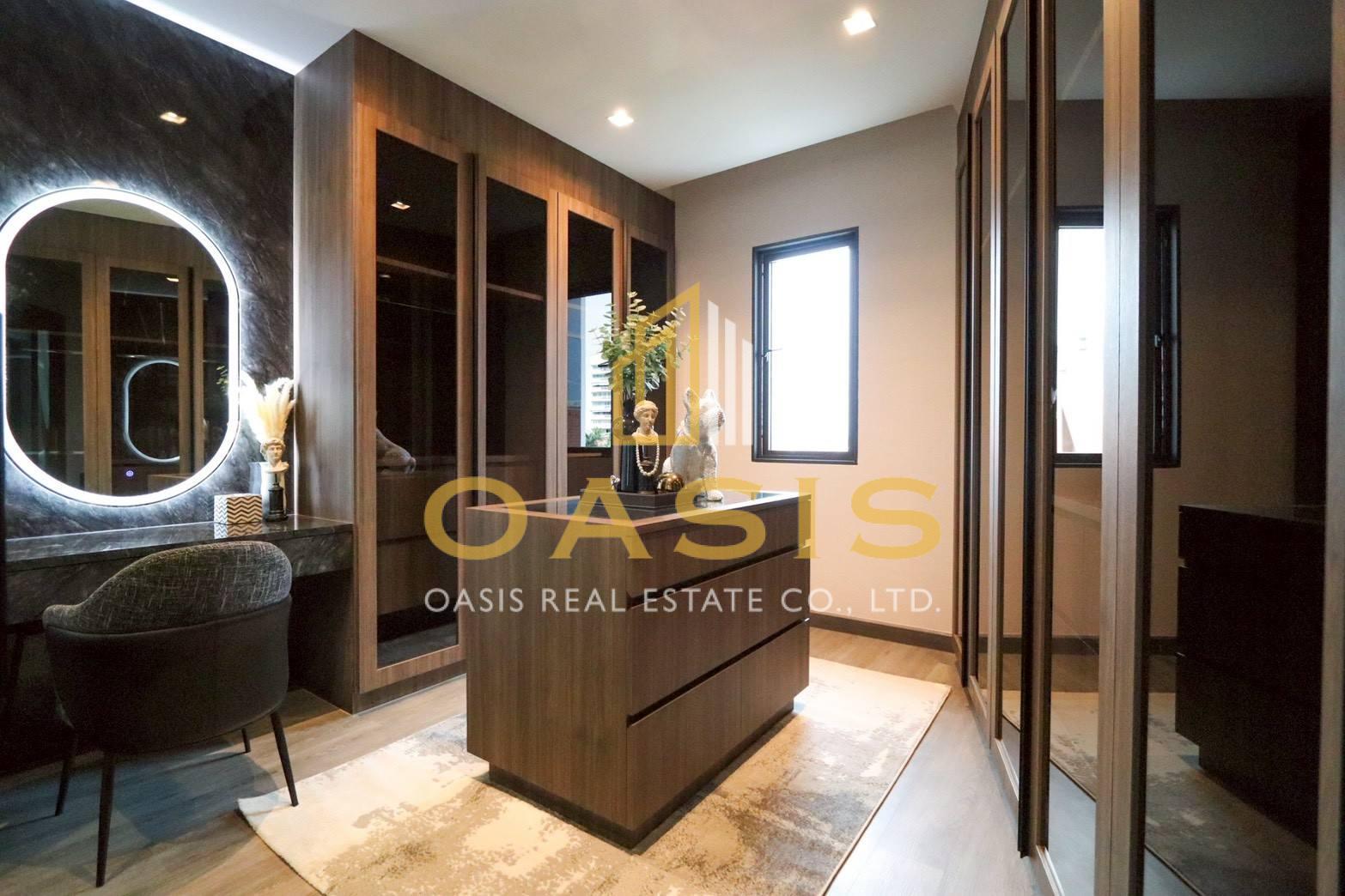 Exquisite 3-Storey Luxury Villa for sale