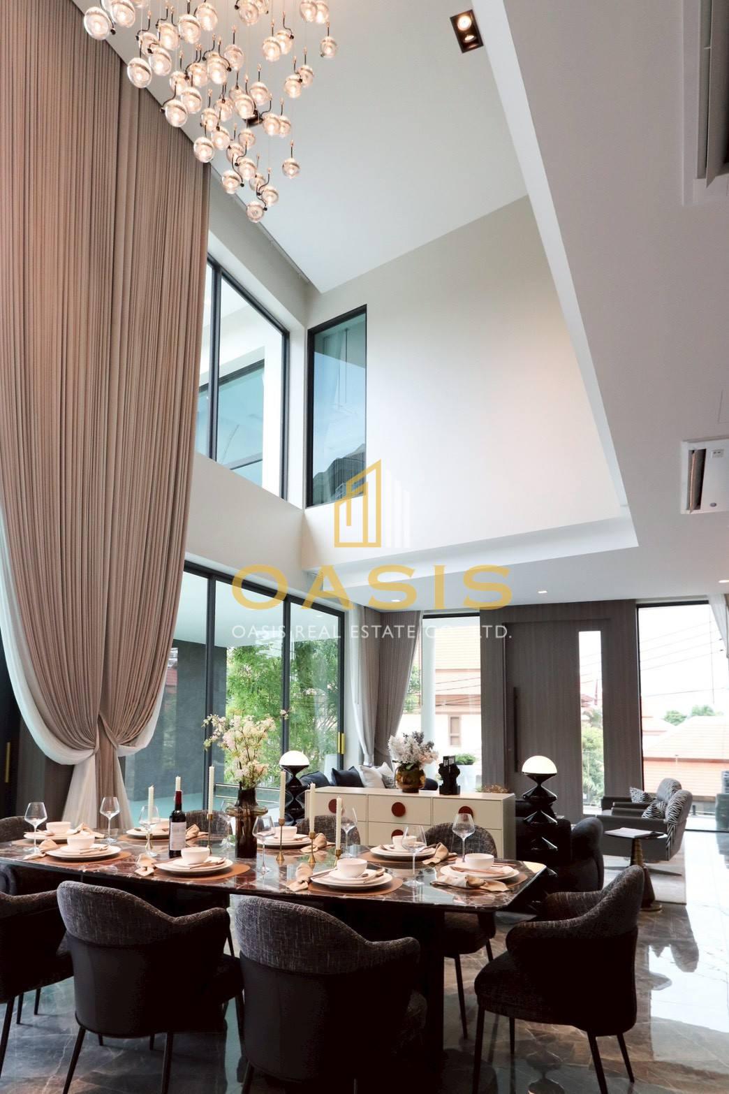 Exquisite 3-Storey Luxury Villa for sale