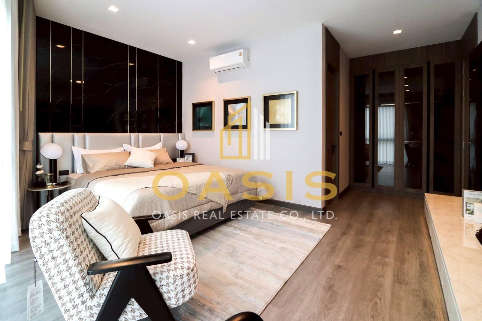 Exquisite 3-Storey Luxury Villa for sale