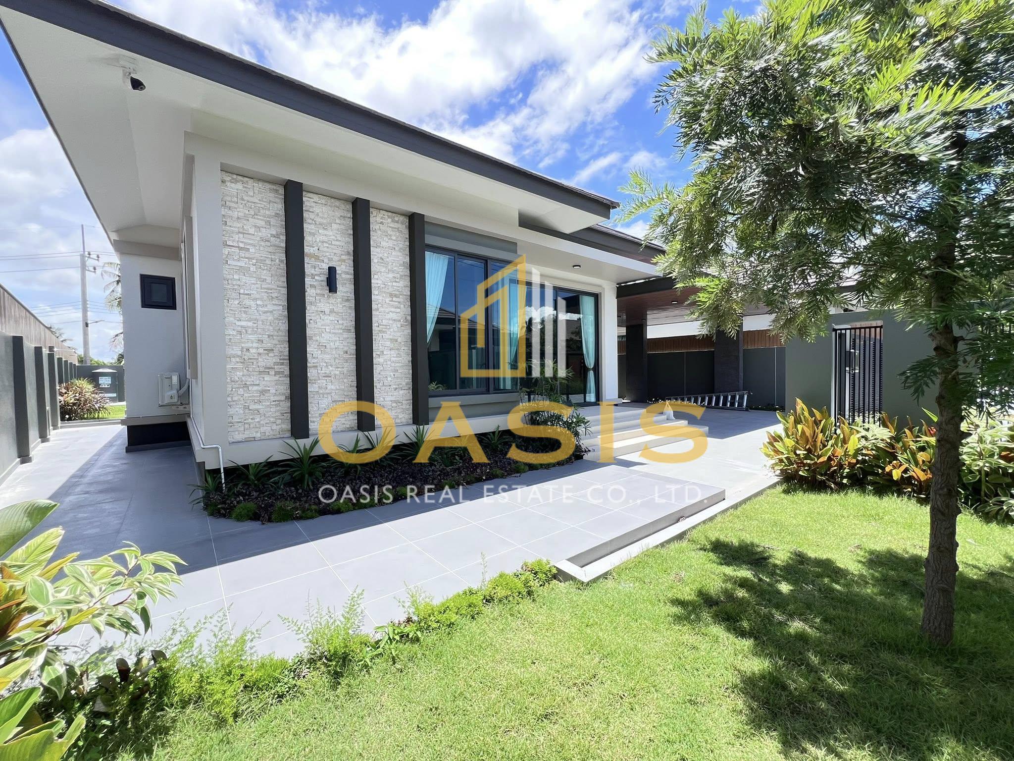 Single-Storey Pool Villa for Sale