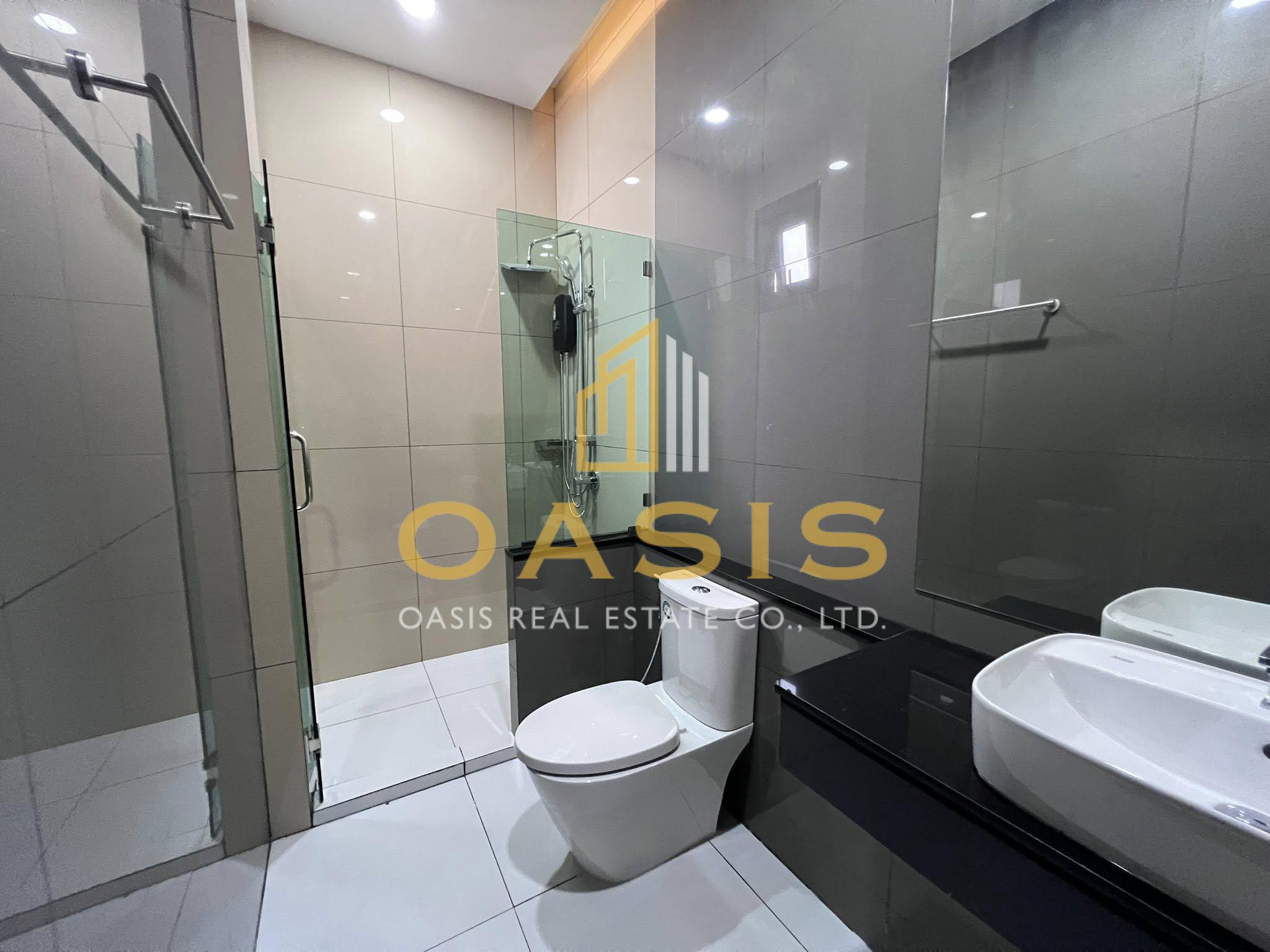 Single-Storey Pool Villa for Sale