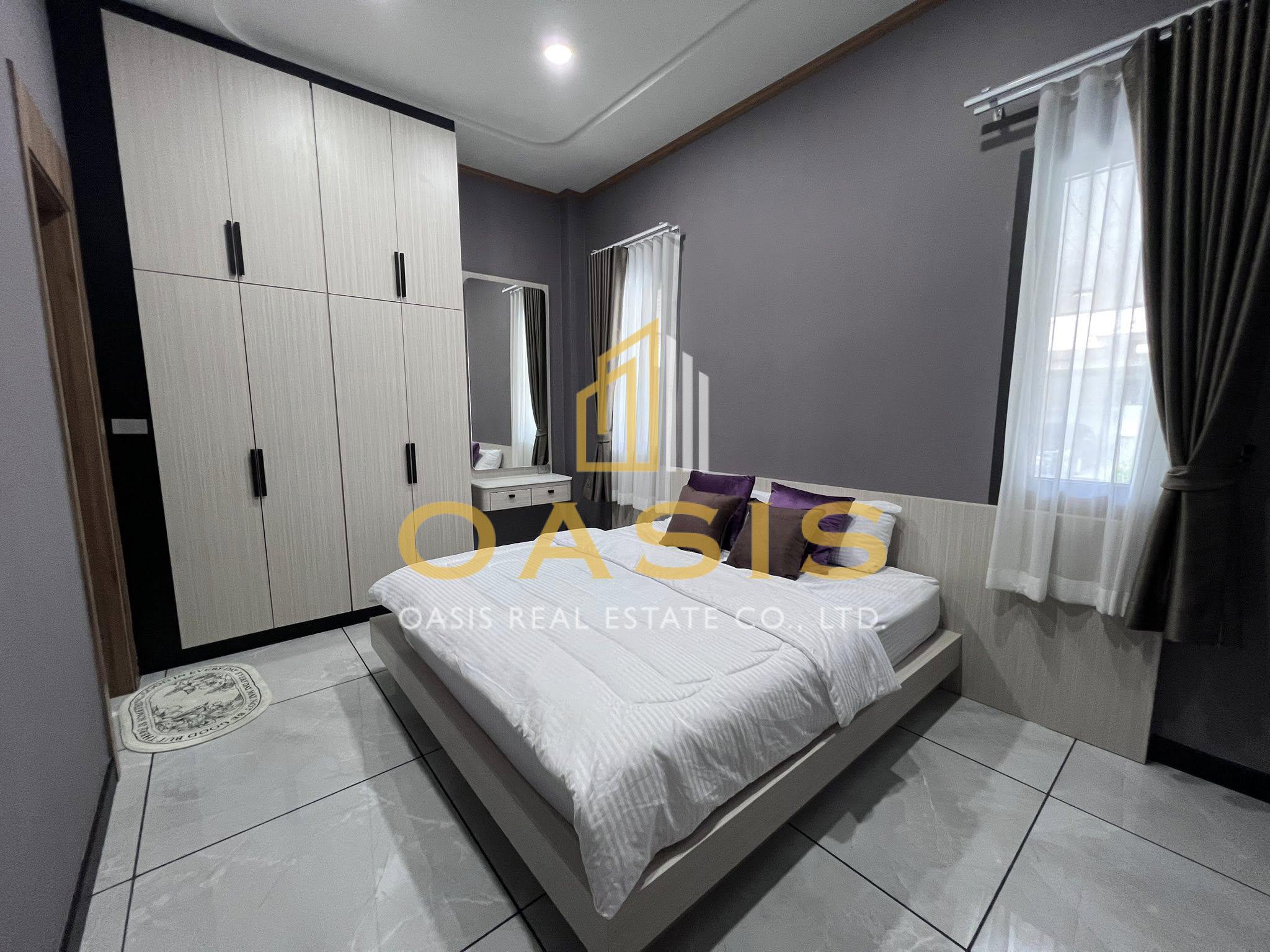 Single-Storey Pool Villa for Sale