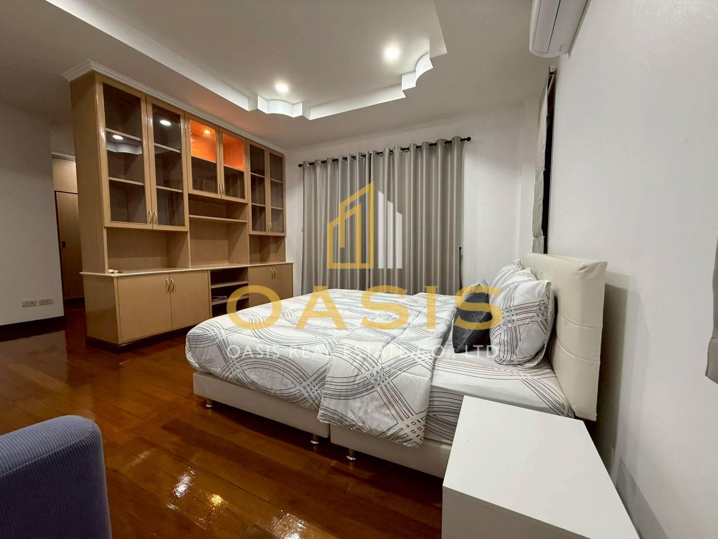 Exceptional renovated 2 story House for Sale and Rent