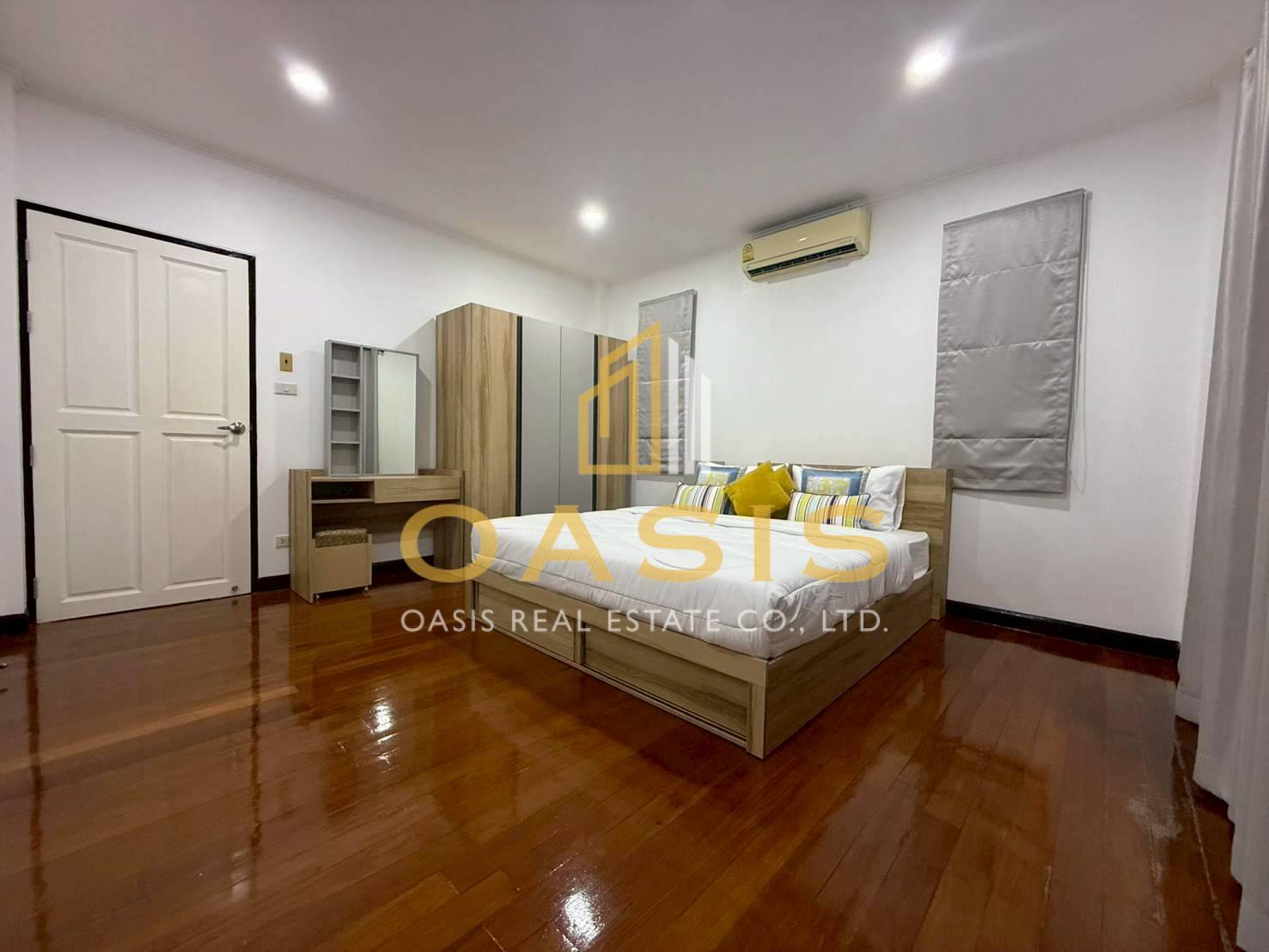 Exceptional renovated 2 story House for Sale and Rent