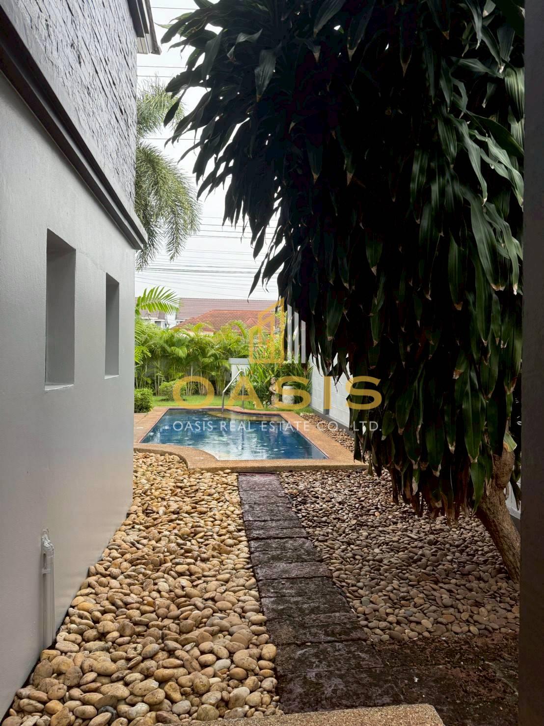 Exceptional renovated 2 story House for Sale and Rent