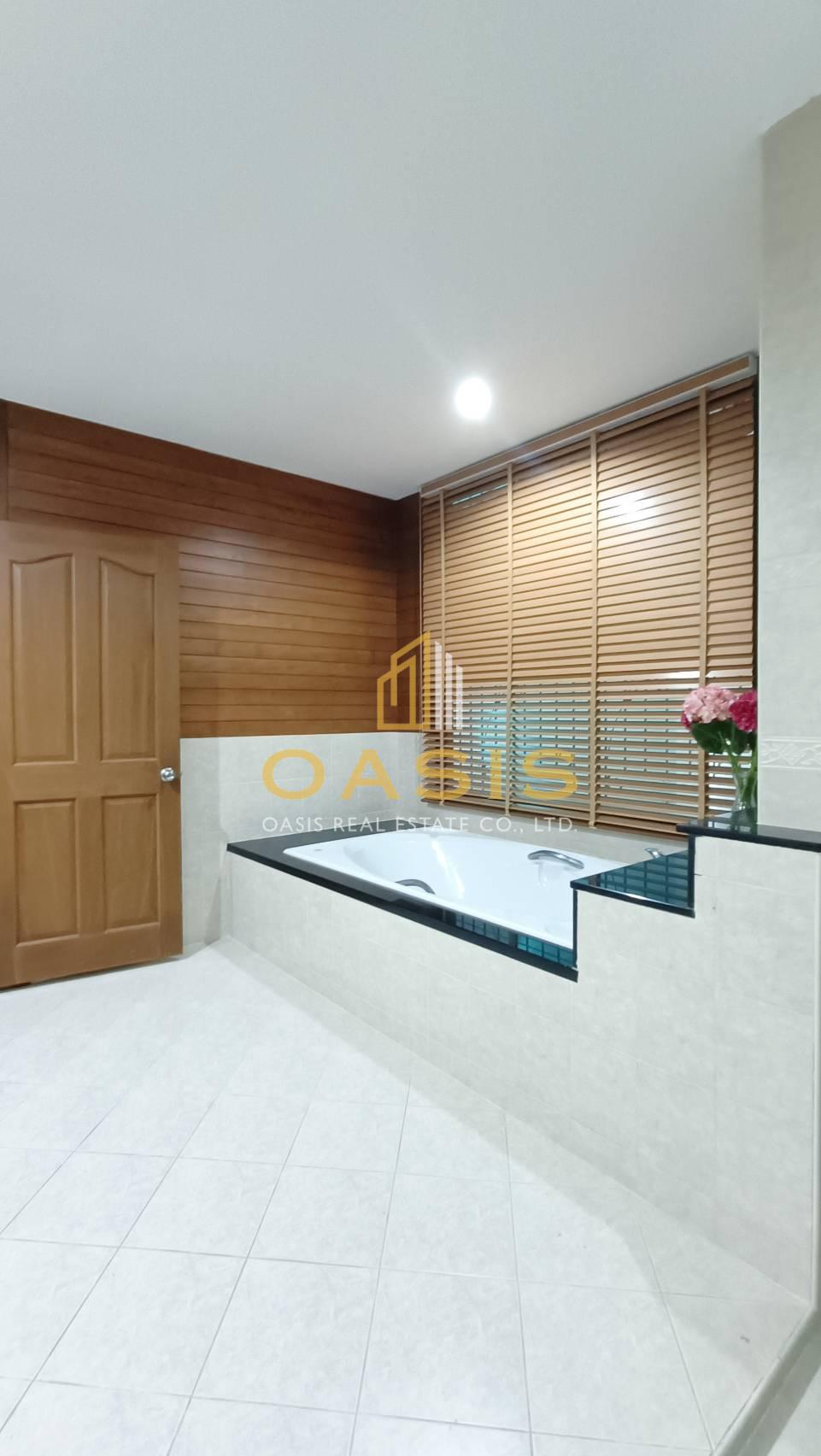 Family House for Sale Nibbana Shade