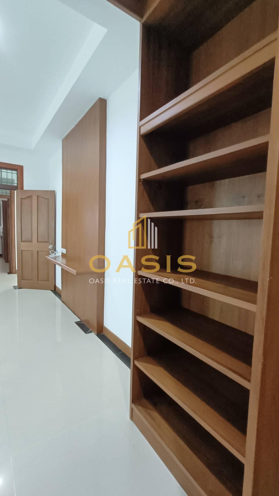 Family House for Sale Nibbana Shade