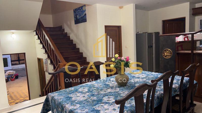 Luxury Pool Villa in Oriental Hawaii Pattaya For Sale