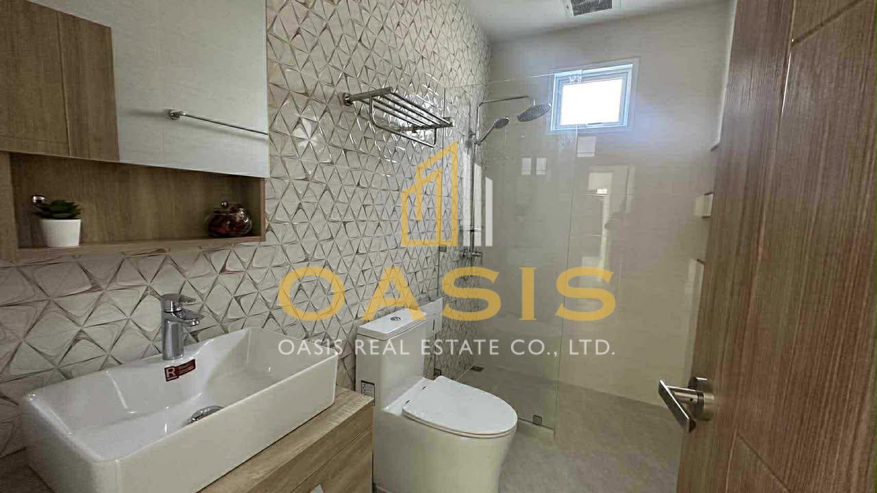 Brand-New Pool Villa for Rent Mabprachan Lake