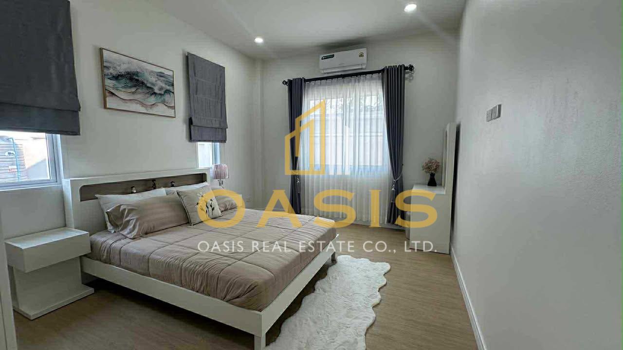 Brand-New Pool Villa for Rent Mabprachan Lake