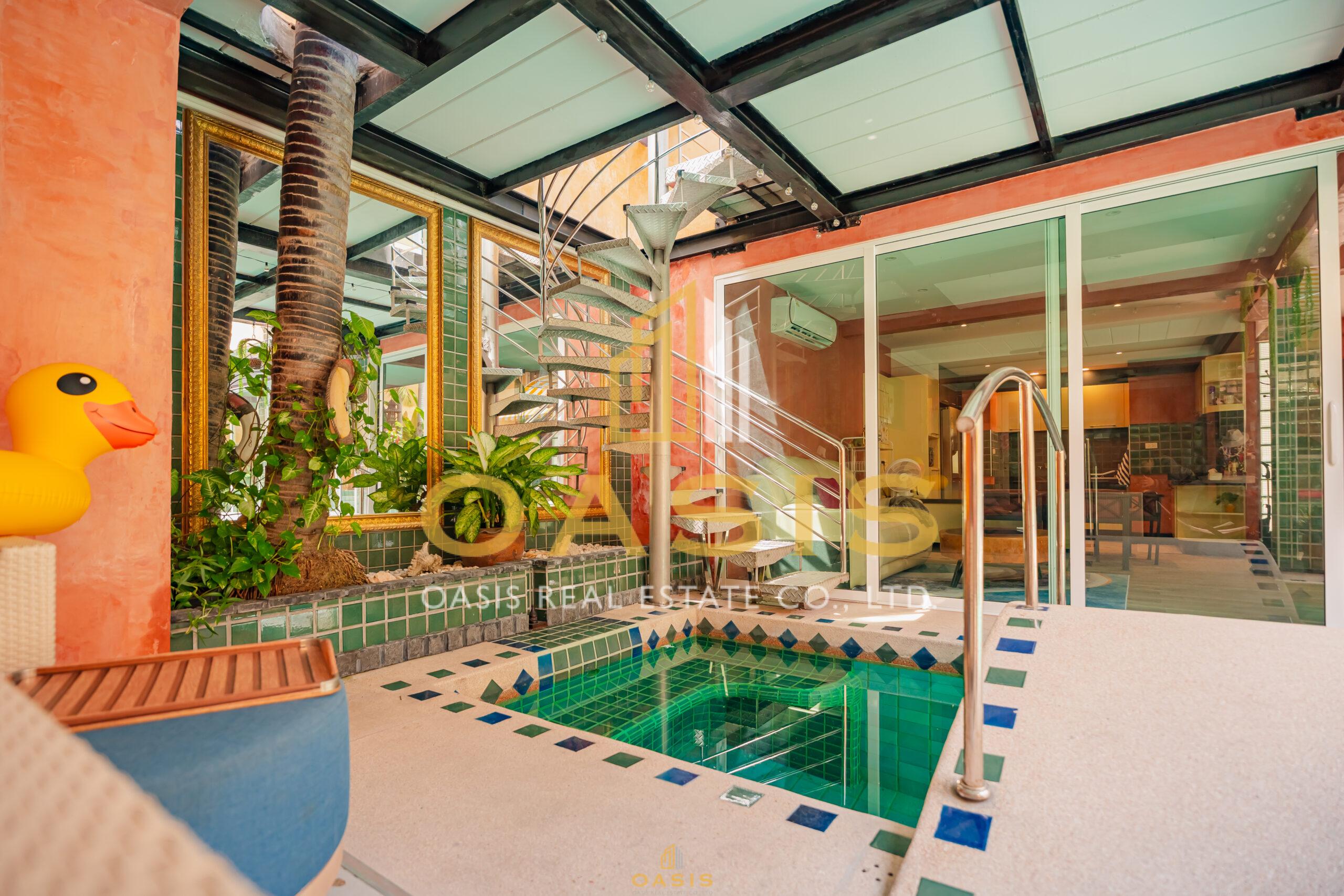 Jomtien Palace Village For Sale