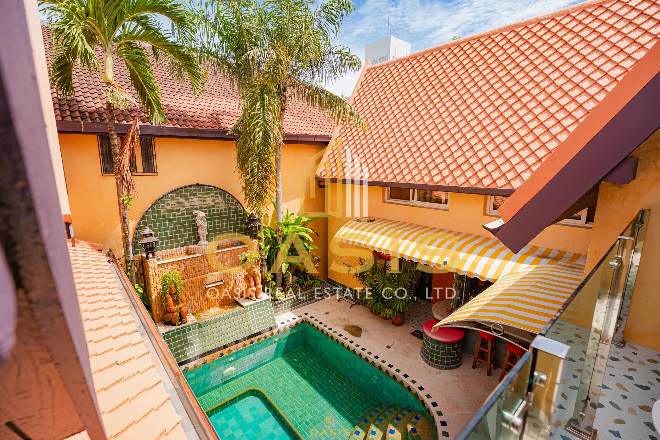 Jomtien Palace Village For Sale