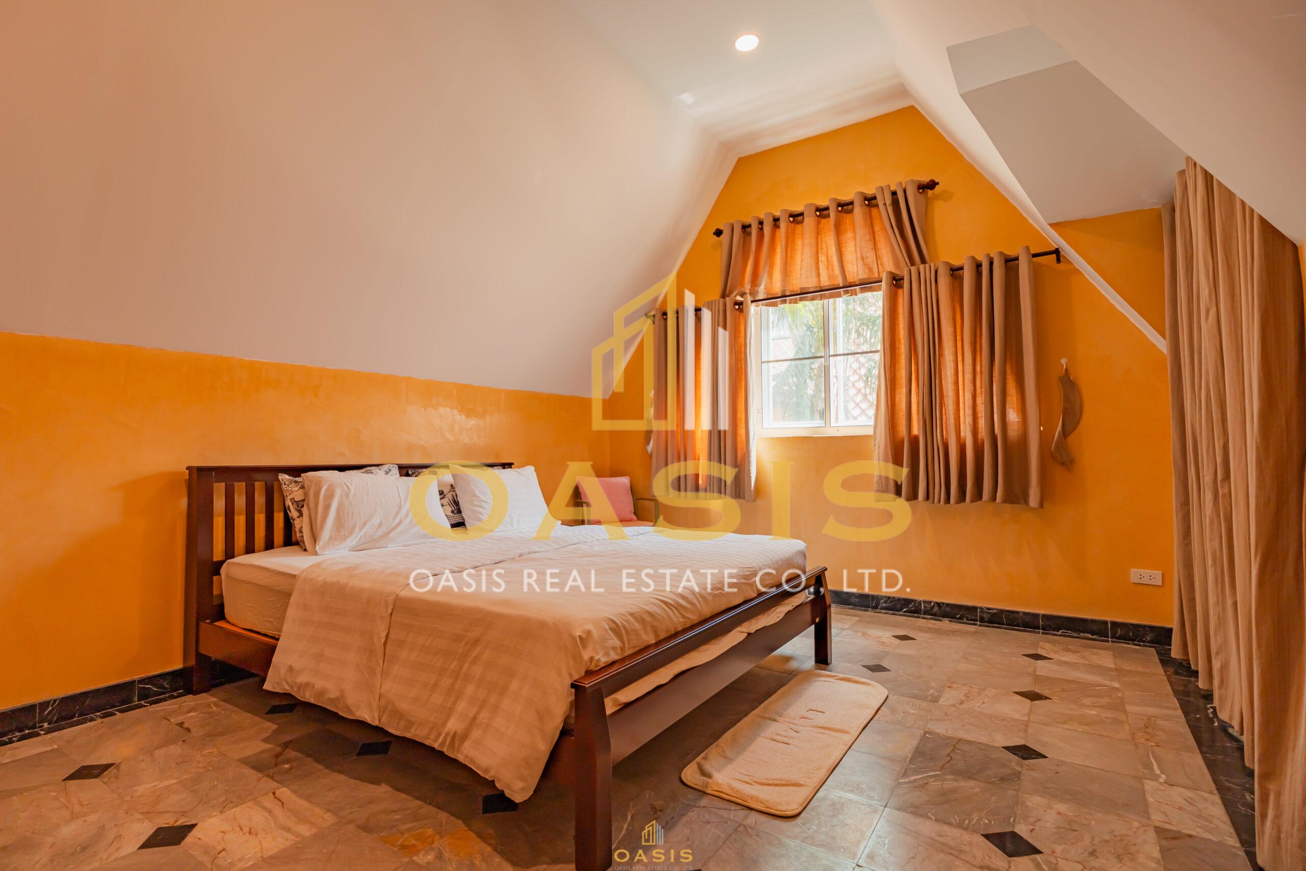 Jomtien Palace Village For Sale