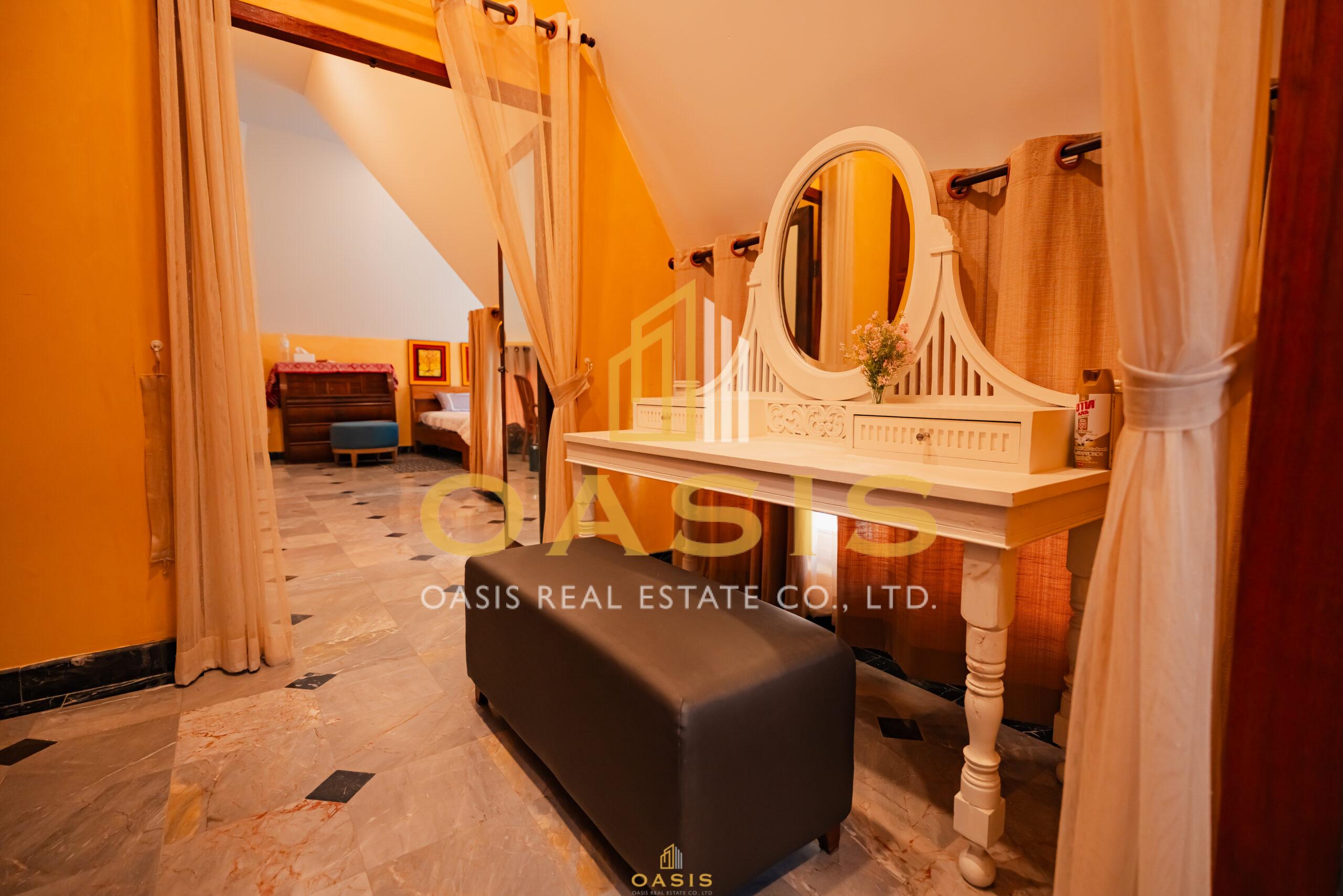 Jomtien Palace Village For Sale