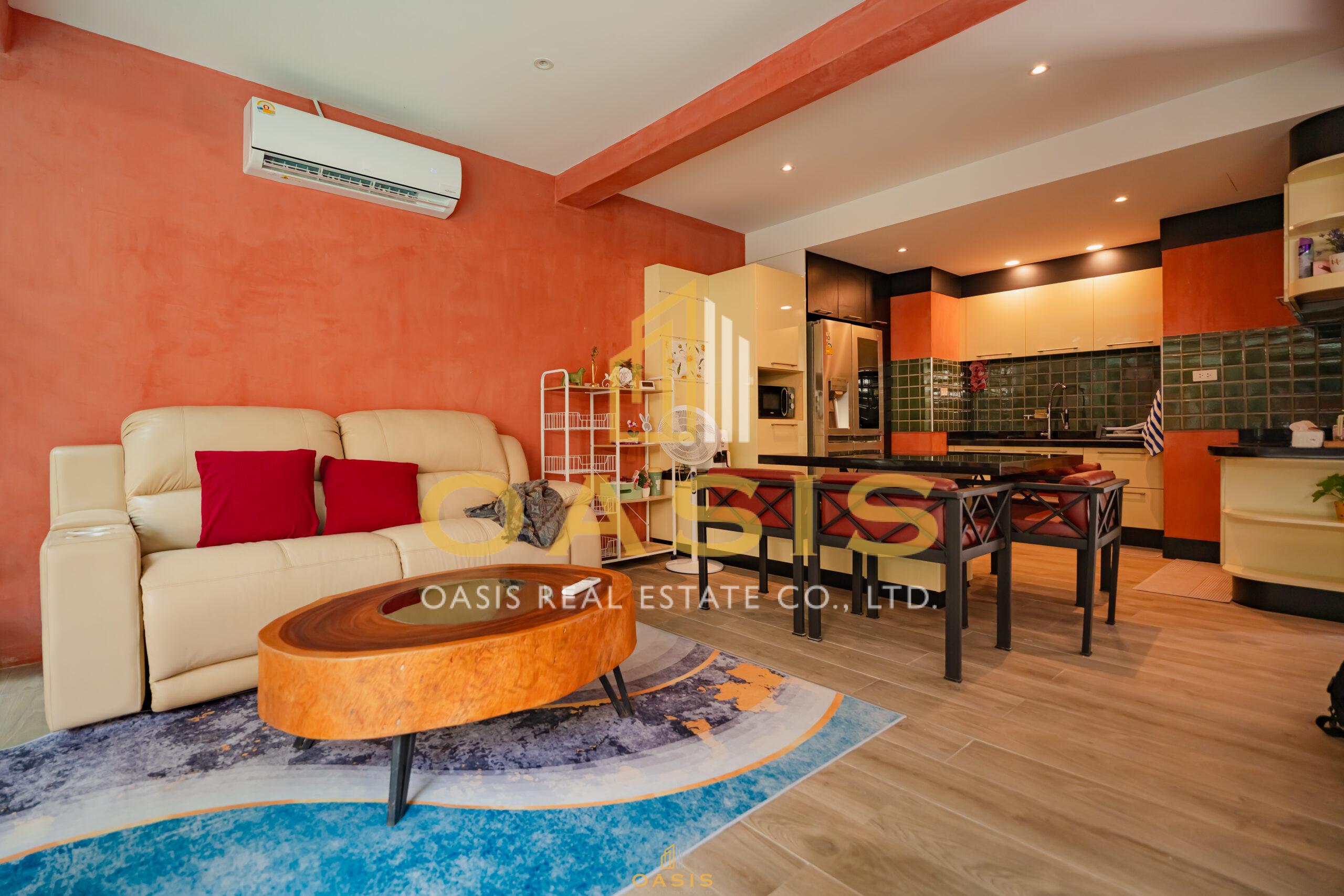 Jomtien Palace Village For Sale