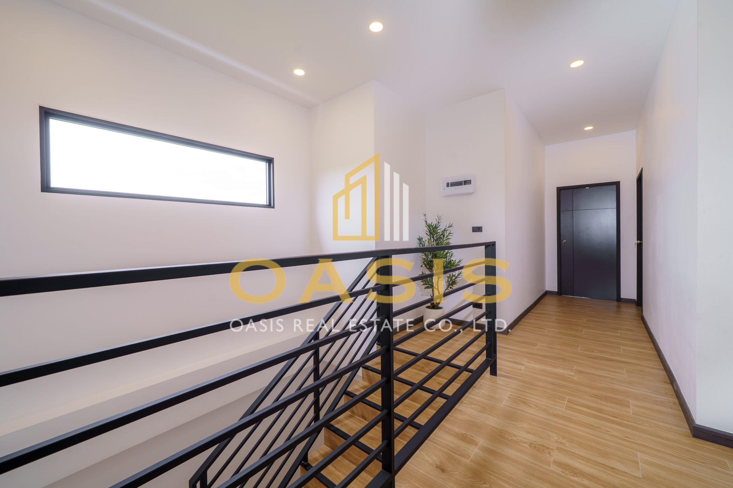 Modern 4 Bedrooms Pool Villa for sale near Mabprachan lake