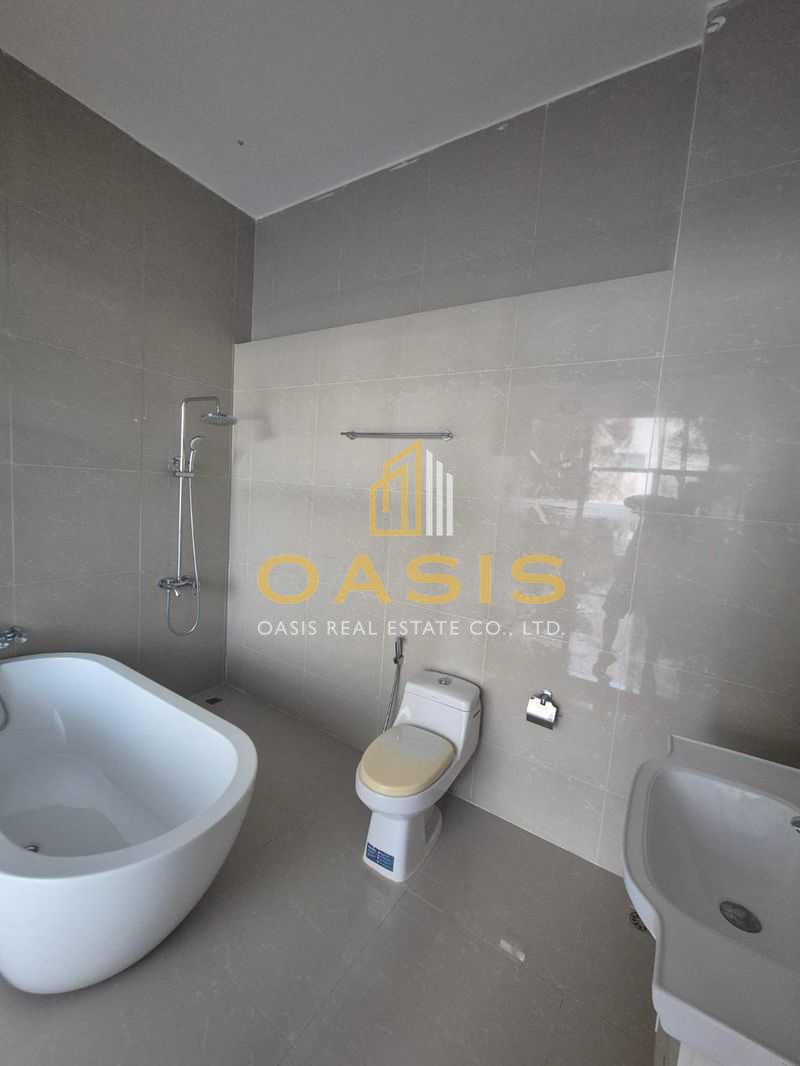 Luxury Beachfront Townhome Dongtan Beach for sale