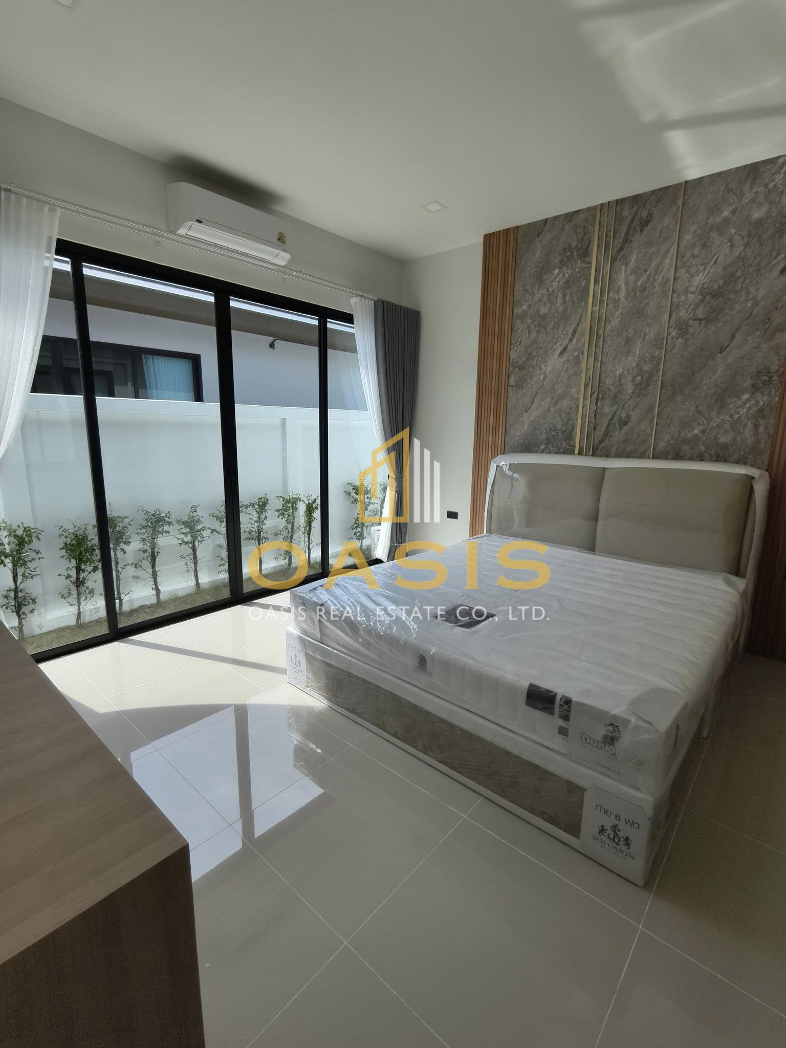 Luxury Pool Villa in Huay Yai For Rent