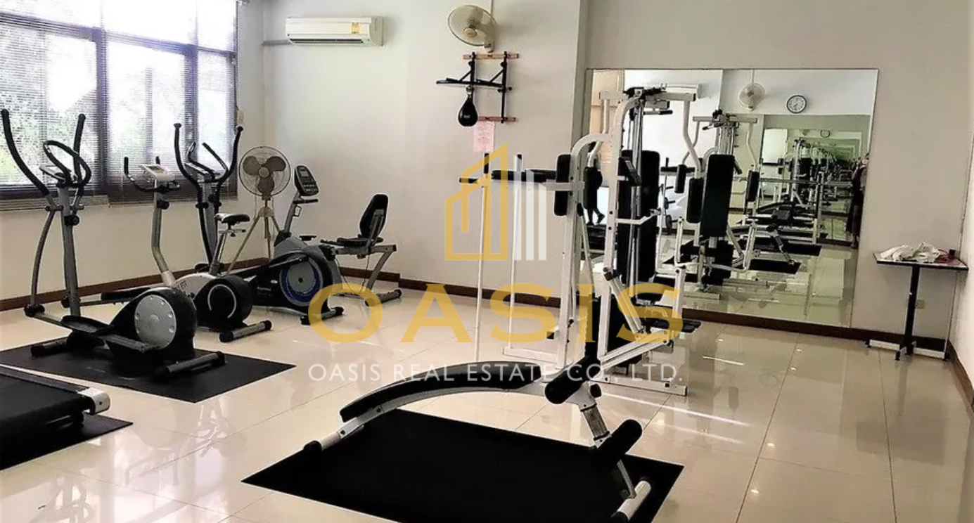 Spacious Studio at Royal Hill for sale