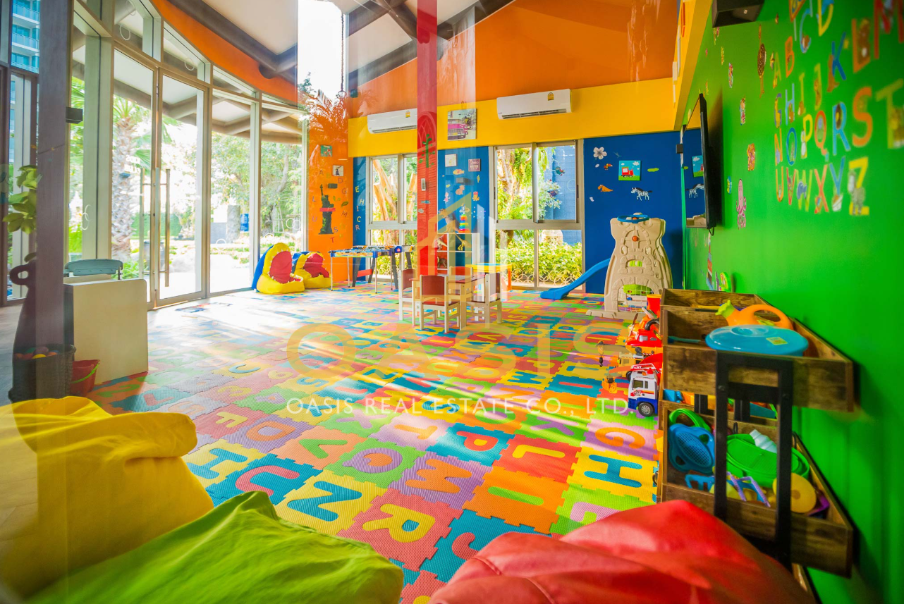 Riviera Wongamat Condo for sale and rent