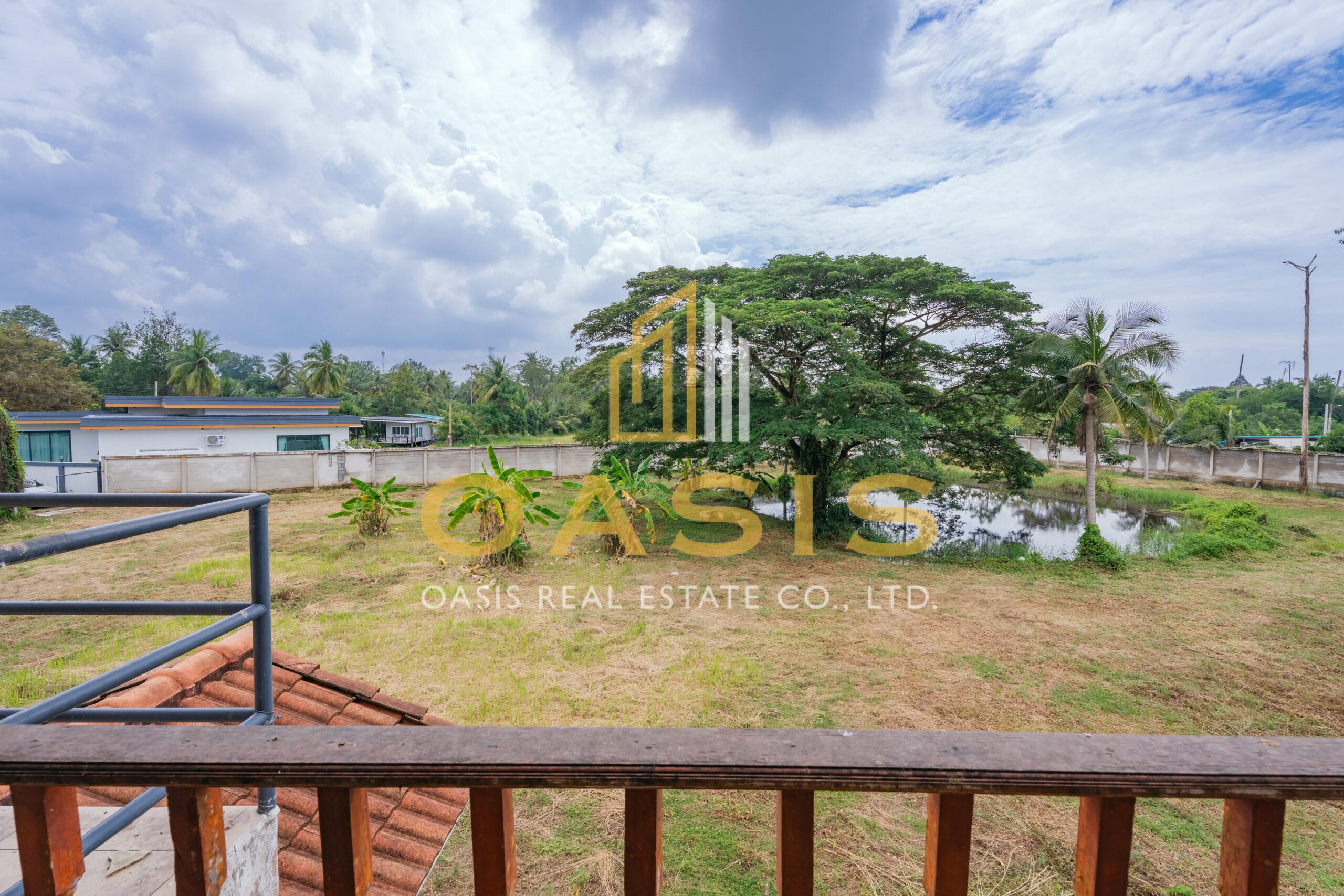 Magnificent Property with Private Pond and Mature Trees For Sale